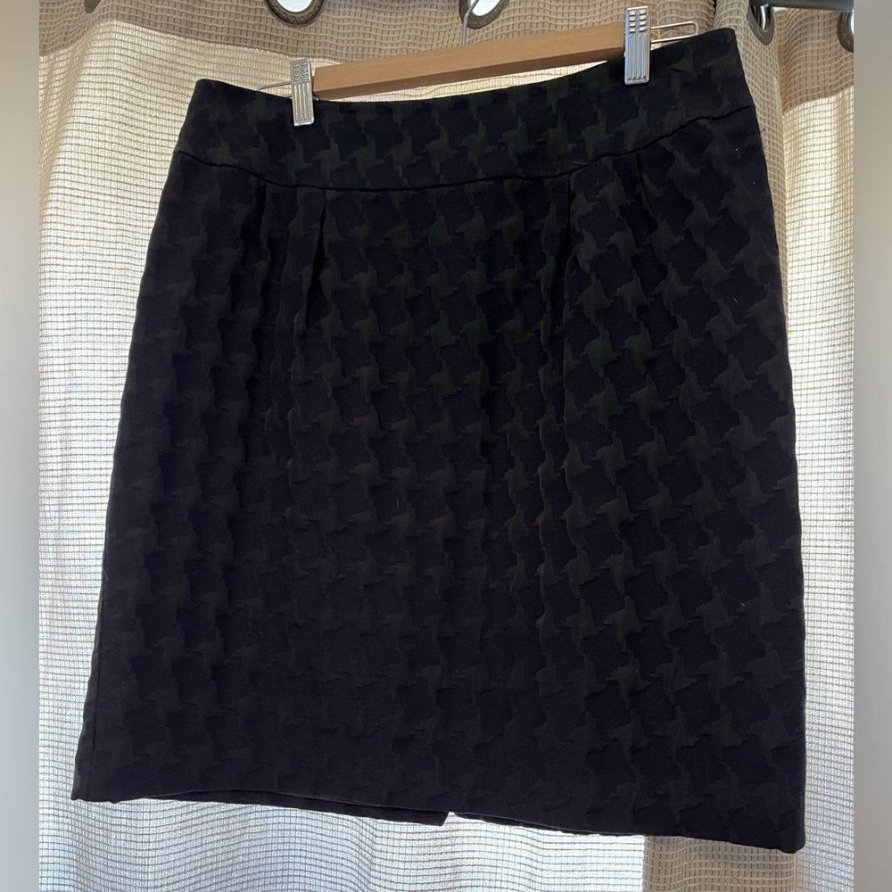 Black jacquard houndstooth pencil skirt - size 10